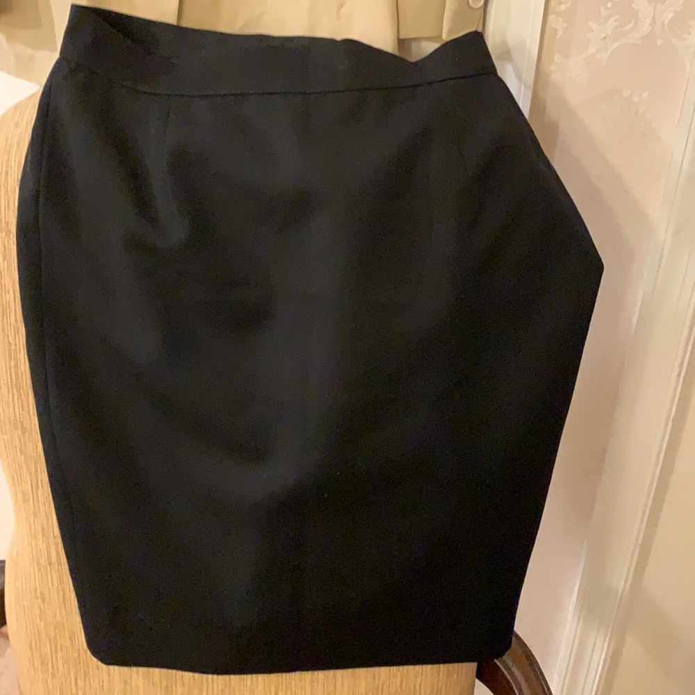 Beautiful Gianfranco Ferre black skirt
